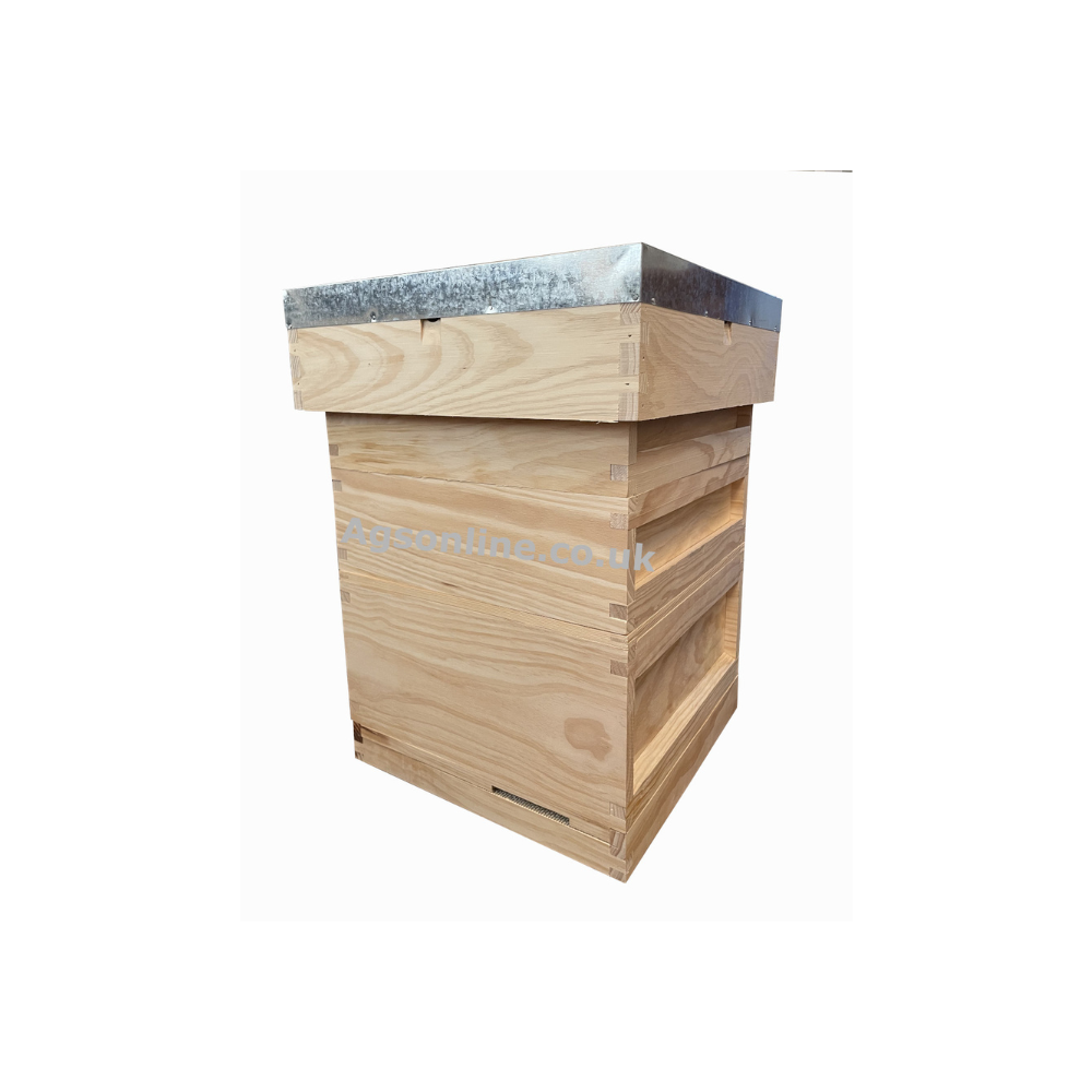 Bee Hive Cedar National Beehive Kit