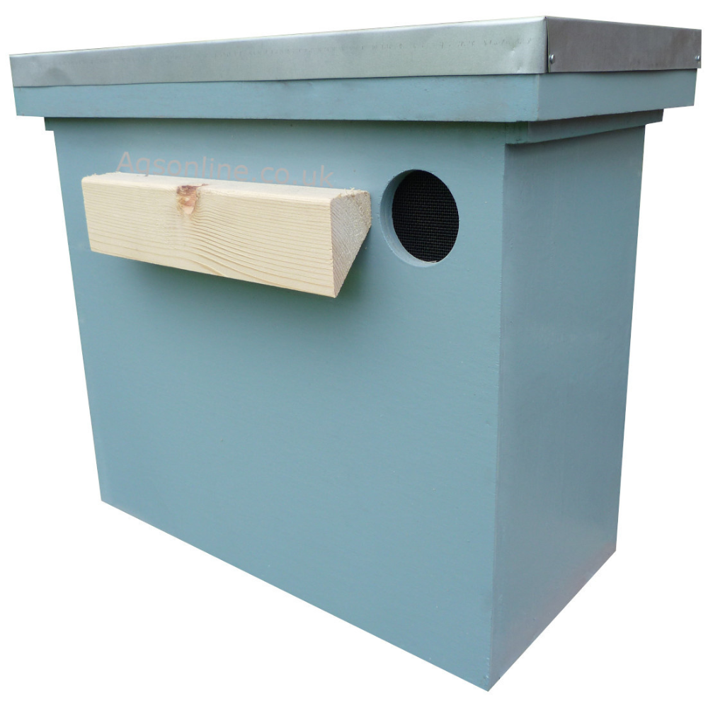 Bee hive swarm trap Kit Wax and Frames - 5 frame box