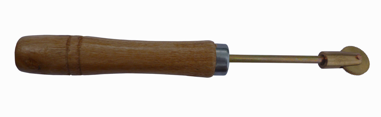 Beekeepers Tool Kit with Brush, Frame grip and Smoker