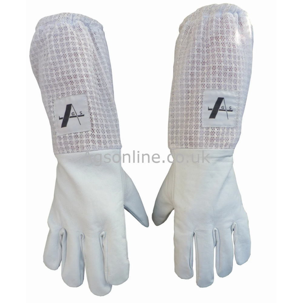 White 3 layer round hat jacket and gloves