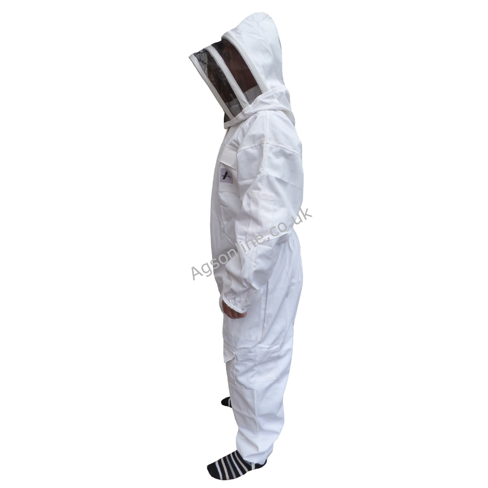 White cotton fencing suit and gloves