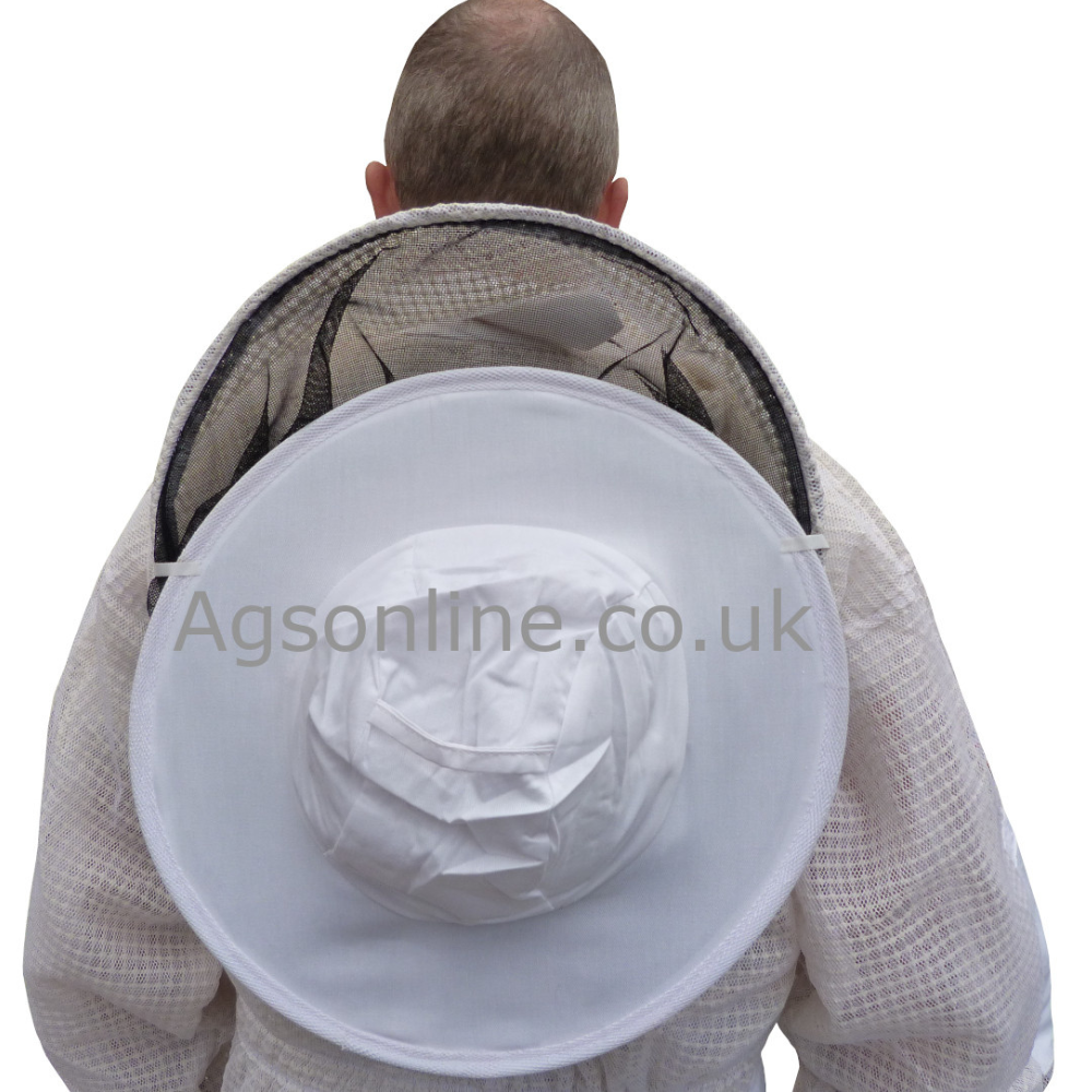 White 3 layer round hat jacket and gloves