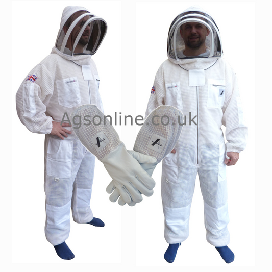 White 3 layer fencing suit and gloves
