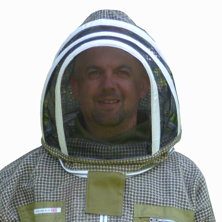 Green 3 layer fencing hood