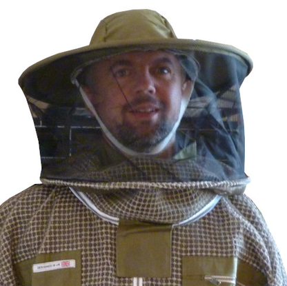 Green 3 layer round hat