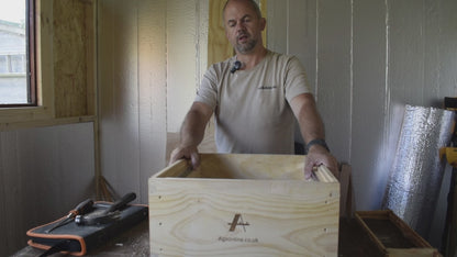 Bee Hive Cedar National Beehive Kit